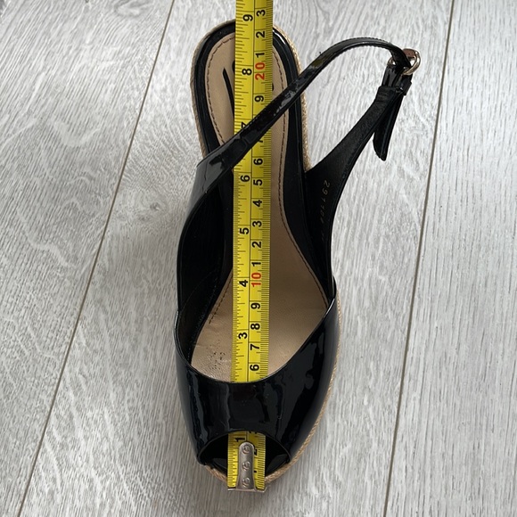 Gucci Platform Sandals Patent Leather Size 36 - Picture 15 of 15